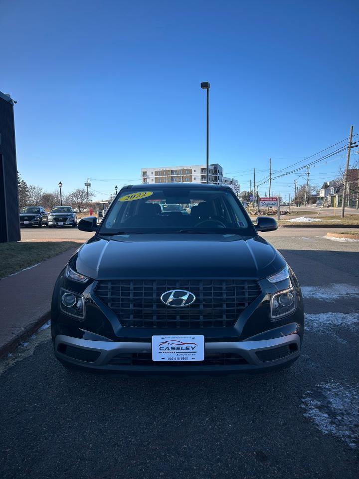 2022 Hyundai Venue Essential Photo