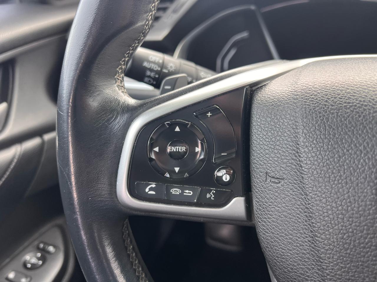 2019 Honda Civic Touring Photo