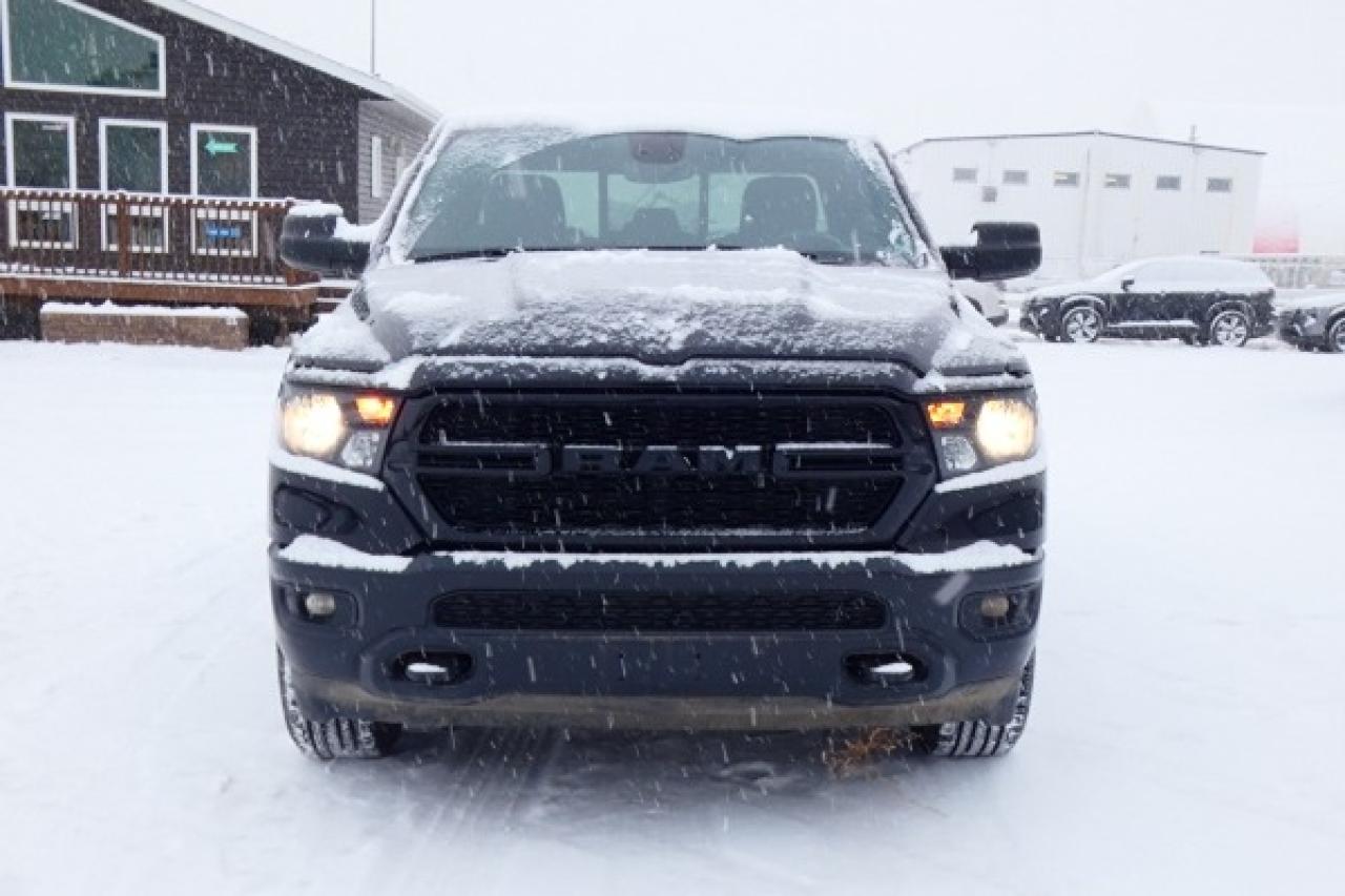 2023 Dodge Ram 1500 Warlock e-torqe4x4 Quad Cab 6'4" Box w/cloth seats - Photo #3