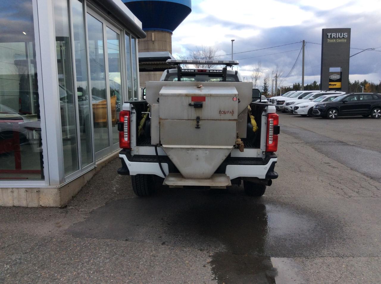 2025 Ford SUPER DUTY F-250 SRW XL Photo