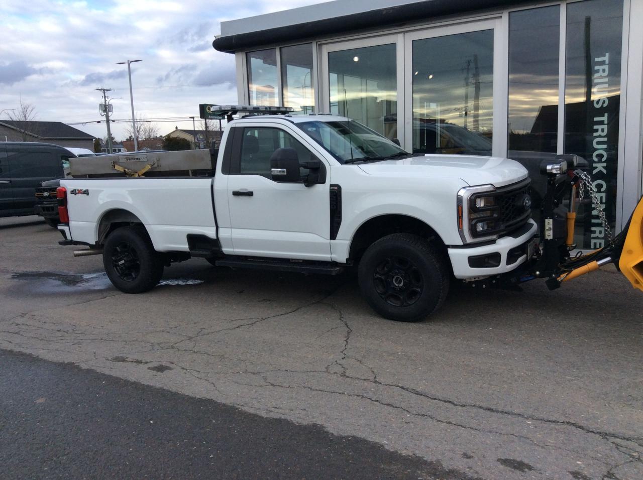 2025 Ford SUPER DUTY F-250 SRW XL