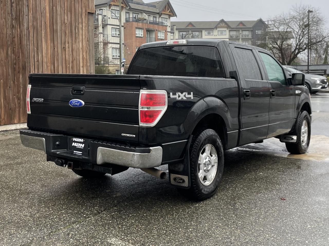 2012 Ford F-150 XLT FINANCING AVAILABLE Photo5
