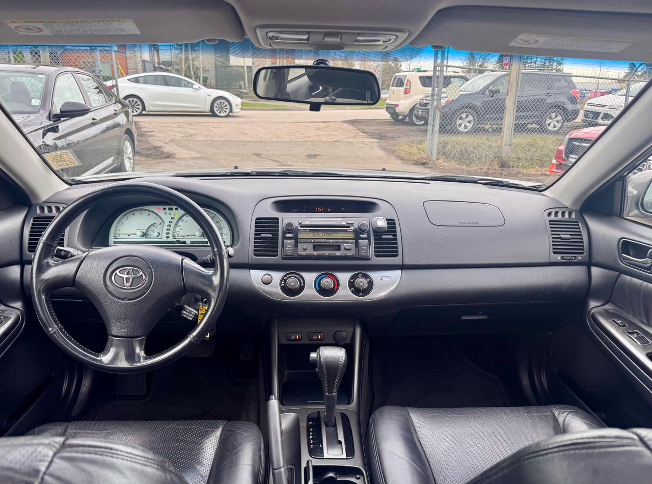 2003 Toyota Camry LE FINANCING AVAILABLE Photo10