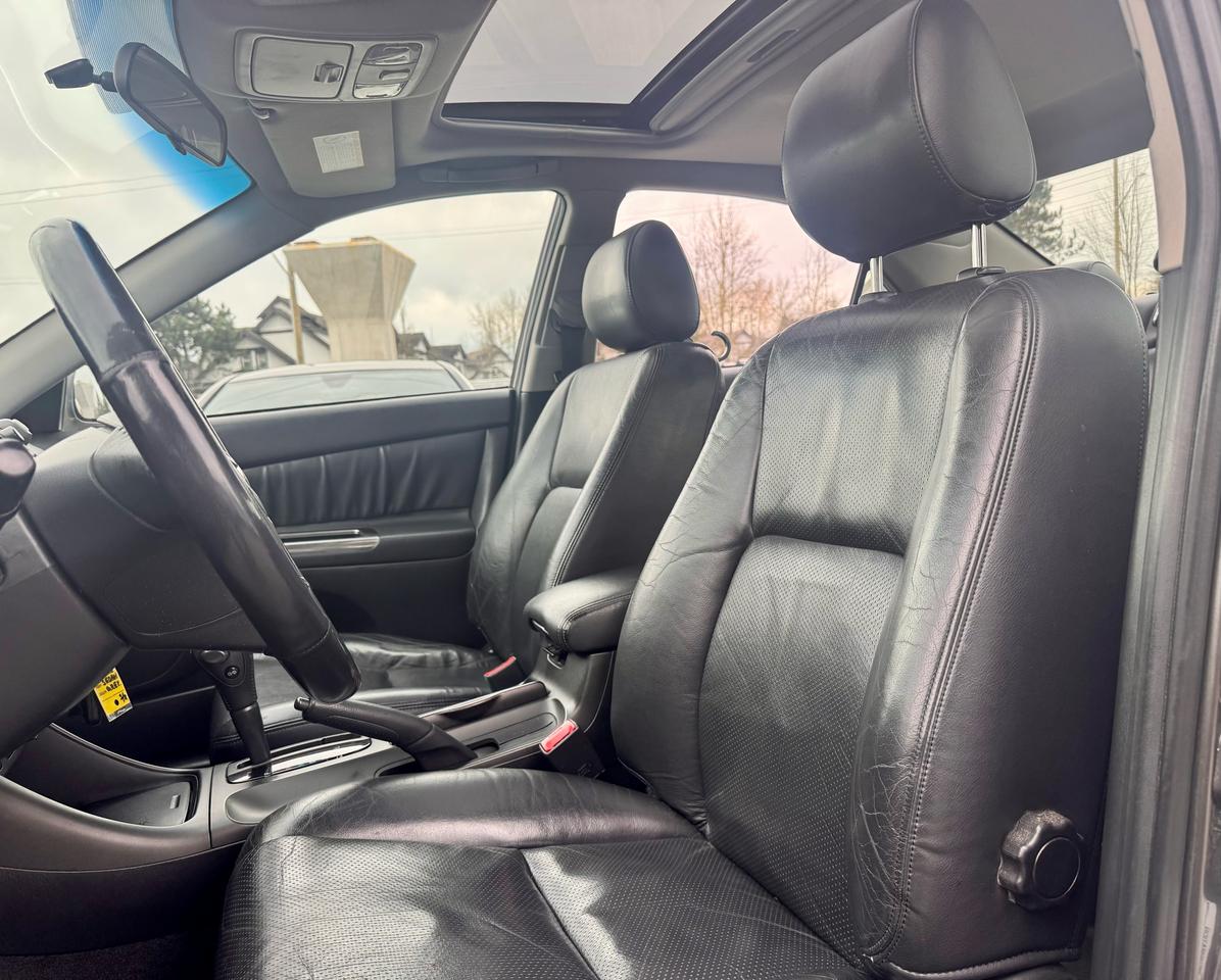 2003 Toyota Camry LE FINANCING AVAILABLE Photo9