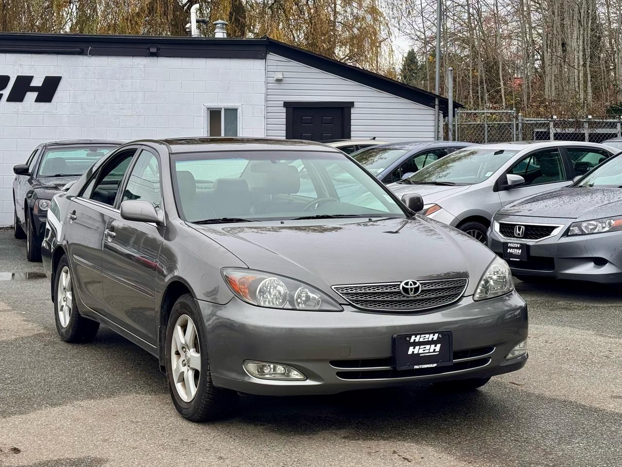 2003 Toyota Camry LE FINANCING AVAILABLE Photo3