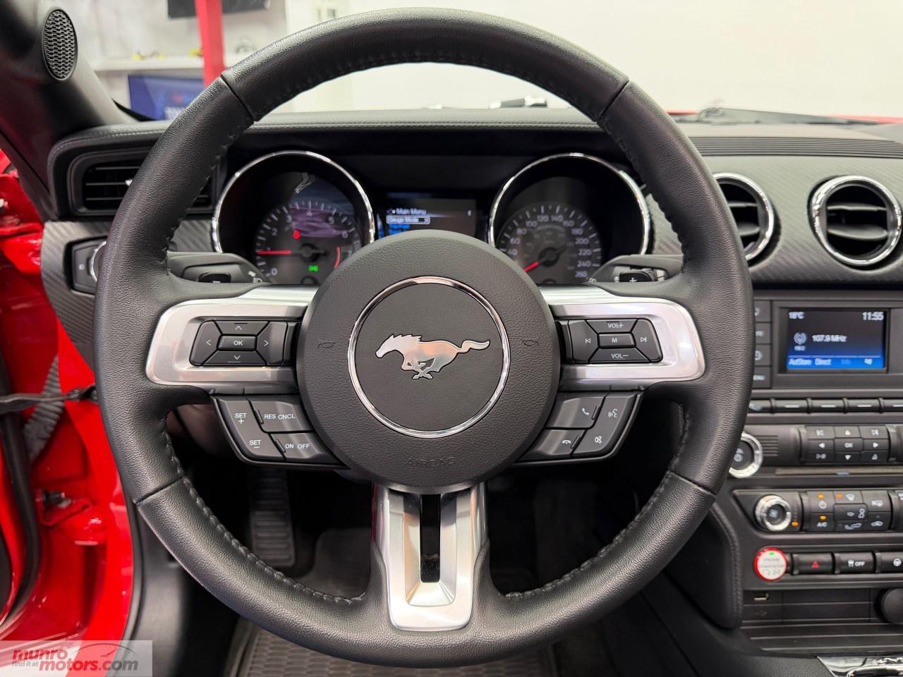 2017 Ford Mustang 2DR CONV V6 Photo