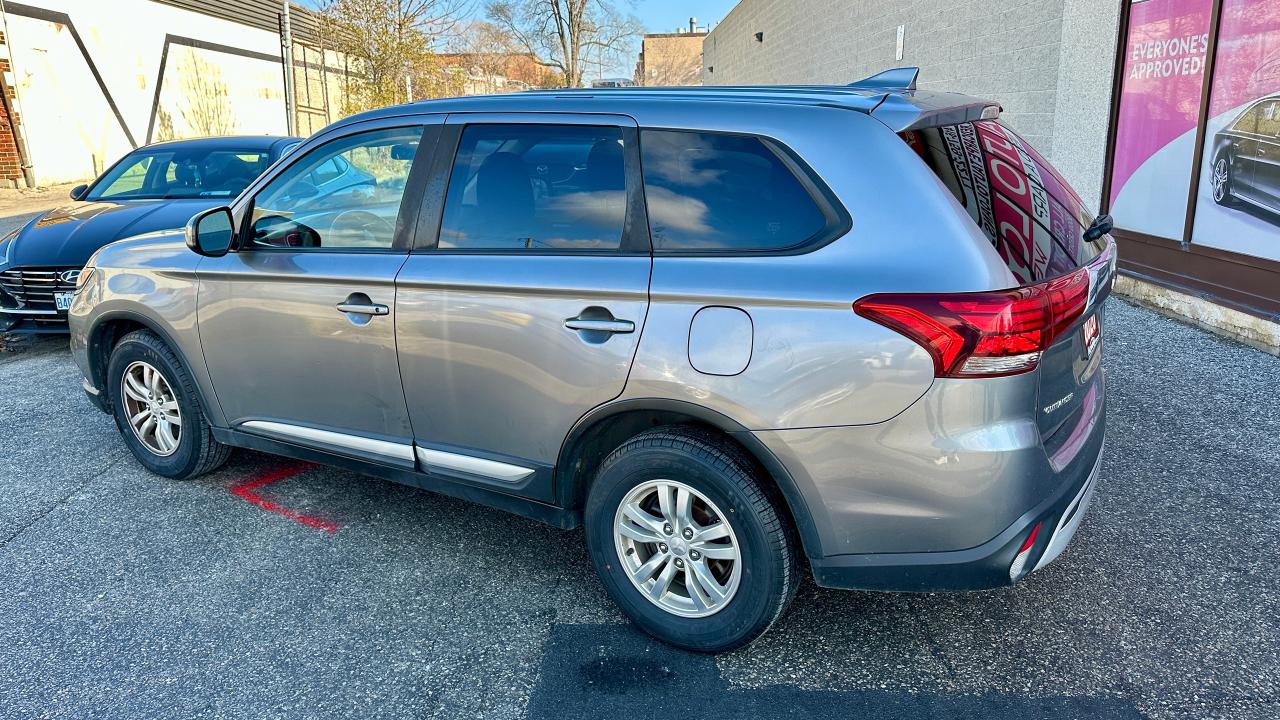 2020 Mitsubishi Outlander ES | CLEAN CARFAX | HEATED SEATS | BACK UP CAM | Photo