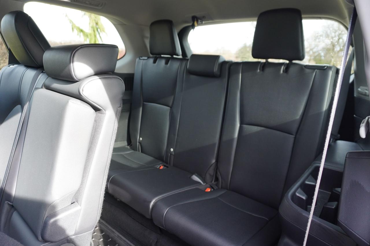 2024 Toyota Grand Highlander 1 OWNER / XLE HYBRID/ NO ACCIDENTS / 8 PASS/ LOCAL - Photo #18