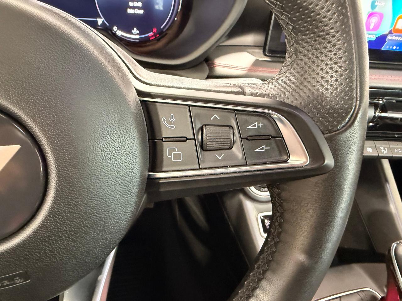 2024 Dodge Hornet GT Plus AWD+Roof+Leather+CLEAN CARFAX Photo