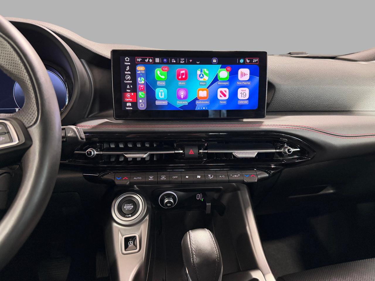 2024 Dodge Hornet GT Plus AWD+Roof+Leather+CLEAN CARFAX Photo