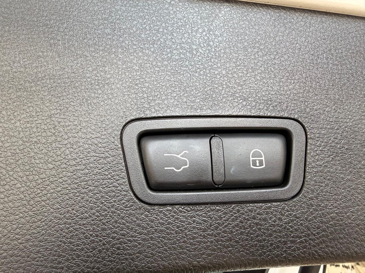 2024 Dodge Hornet GT Plus AWD+Roof+Leather+CLEAN CARFAX Photo