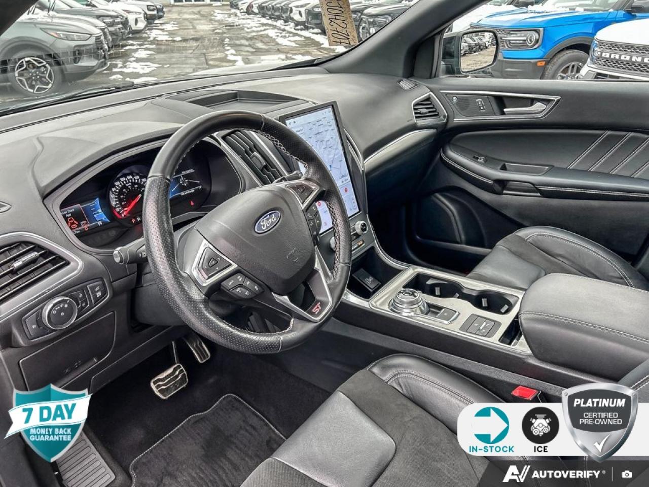 2022 Ford Edge V6 AWD ST SUNROOF LEATHER LOW KMS!! Photo