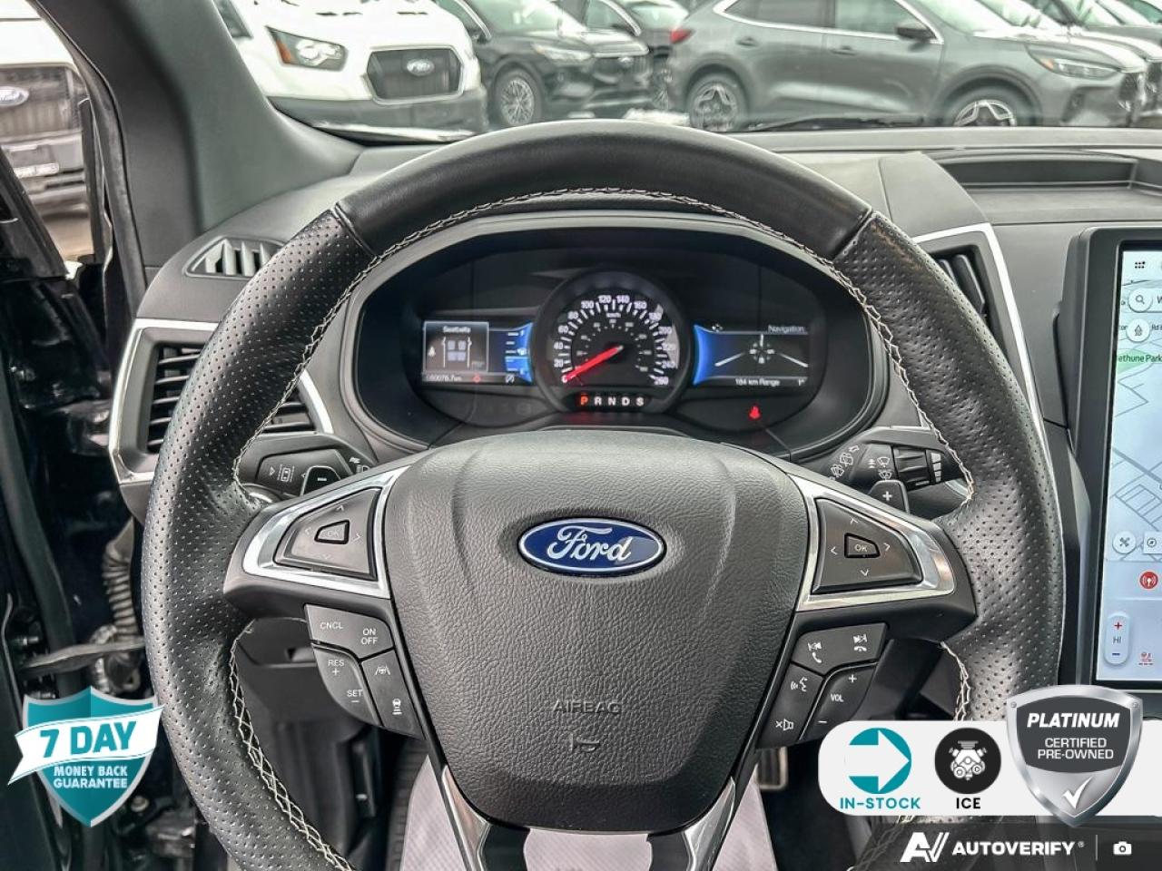 2022 Ford Edge V6 AWD ST SUNROOF LEATHER LOW KMS!! Photo