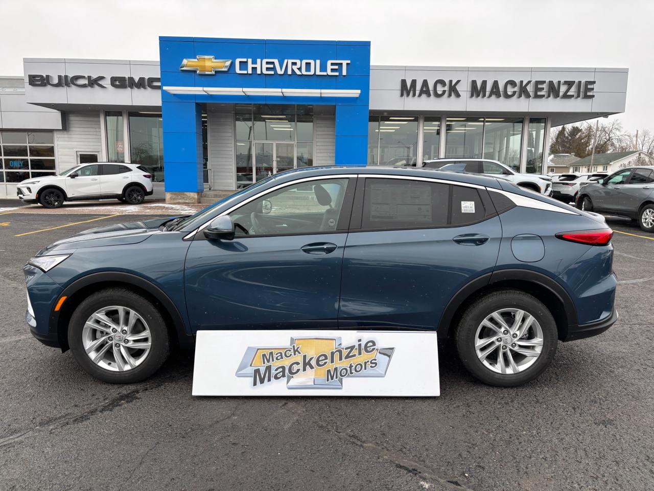 2026 Buick Envista 2026 Buick Envista Preferred FWD Photo3