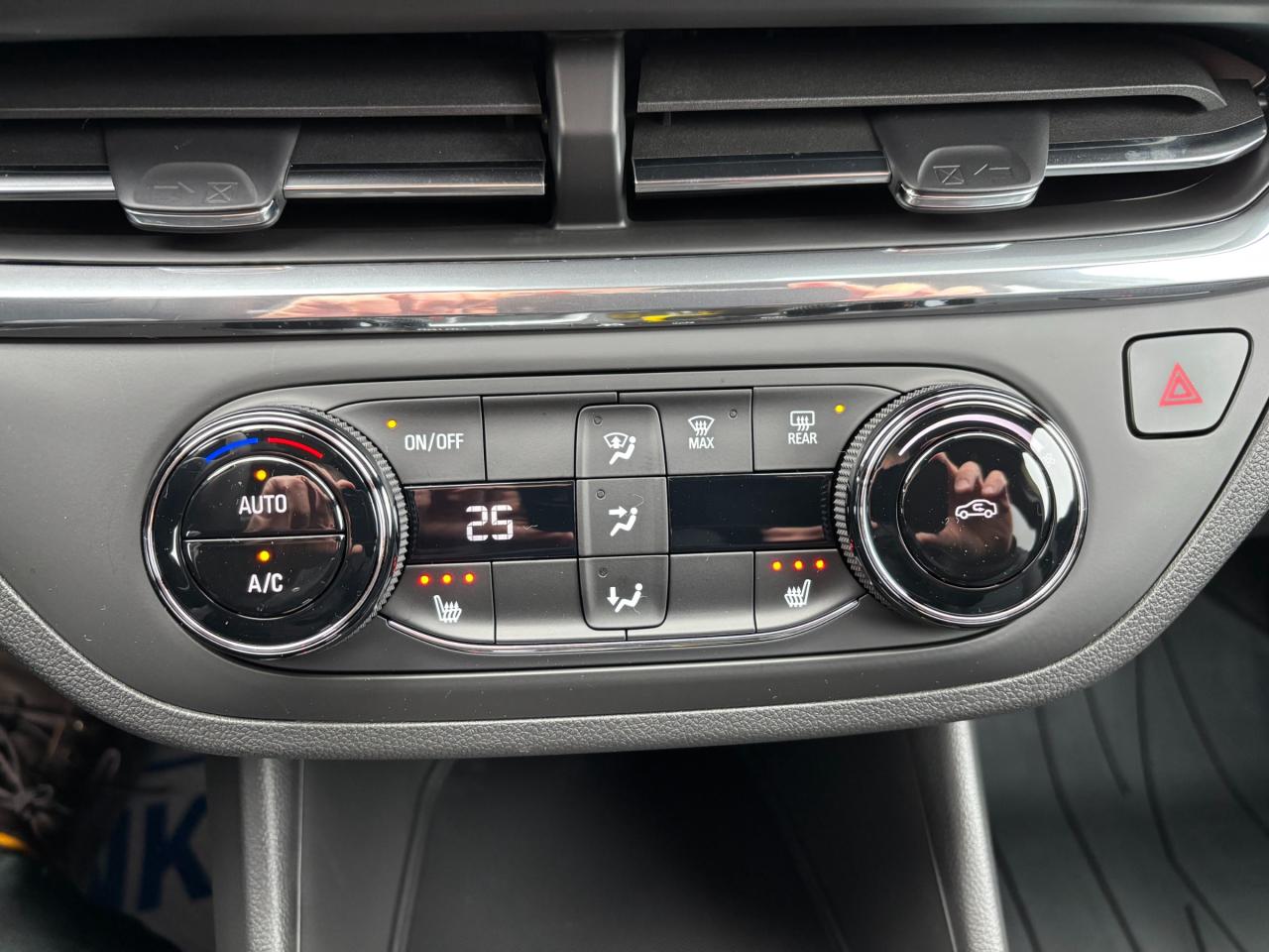 2026 Buick Envista 2026 Buick Envista Preferred FWD Photo