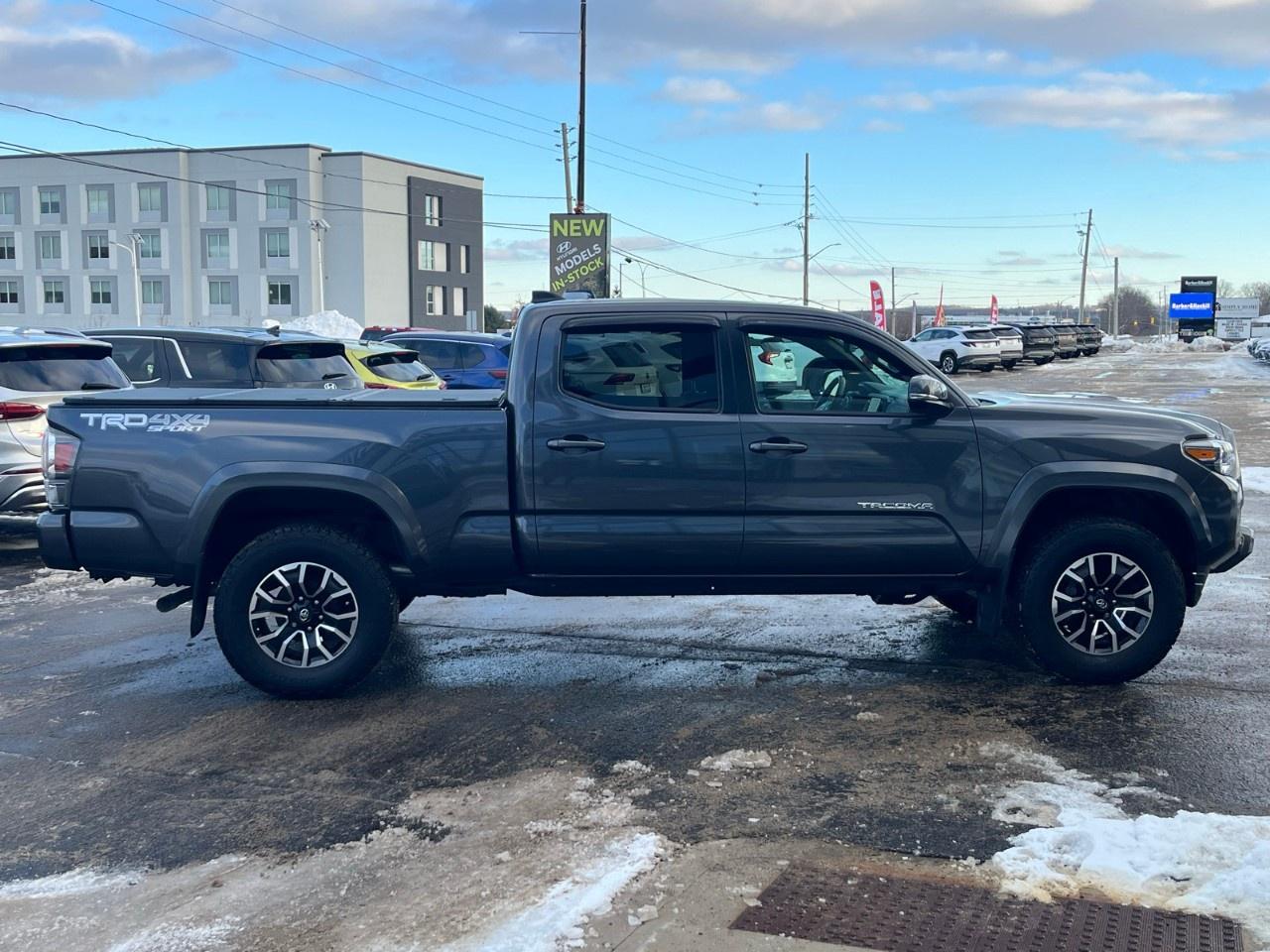 2023 Toyota Tacoma 4x4 Double Cab Auto Photo