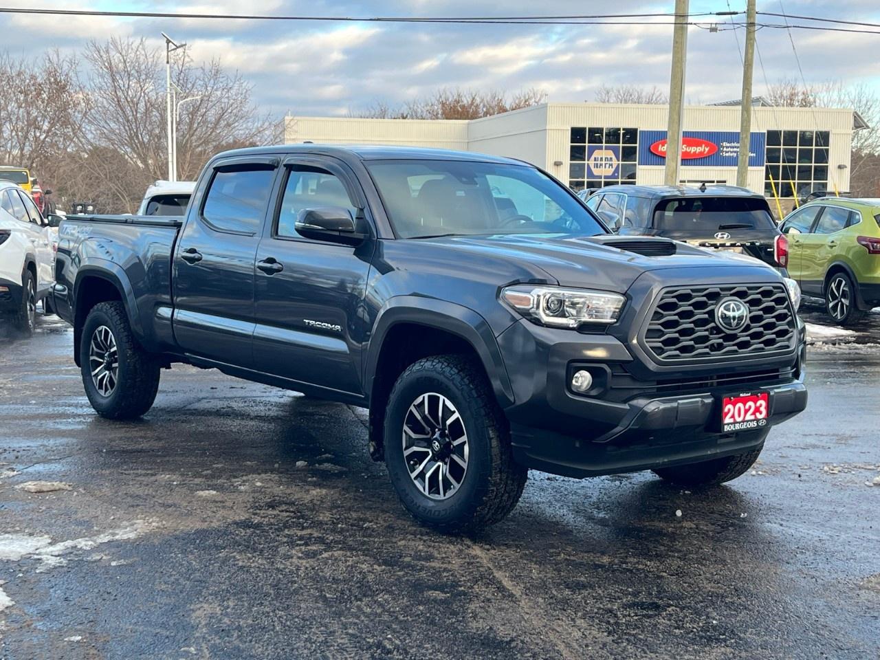 2023 Toyota Tacoma 4x4 Double Cab Auto Photo