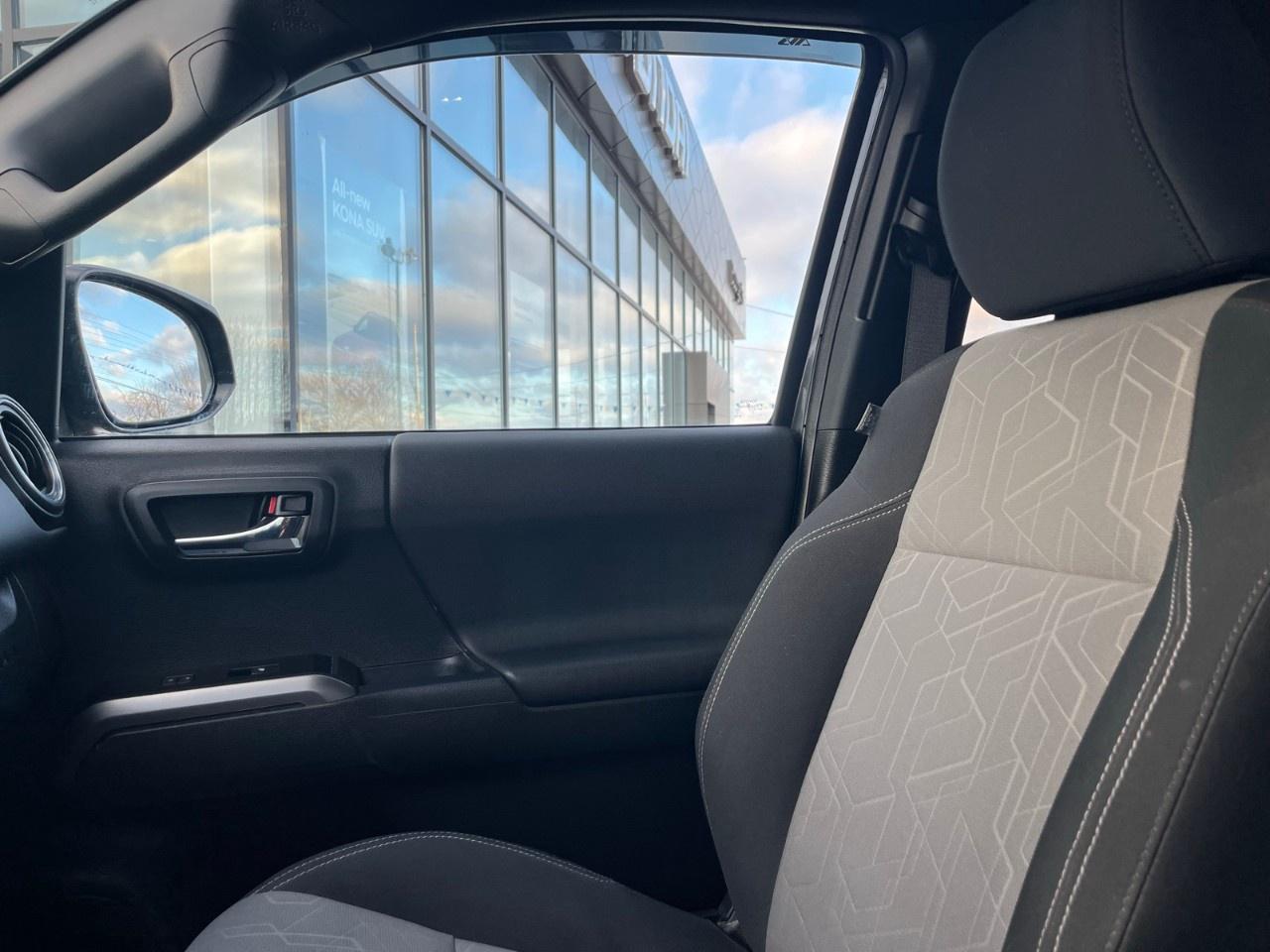 2023 Toyota Tacoma 4x4 Double Cab Auto Photo