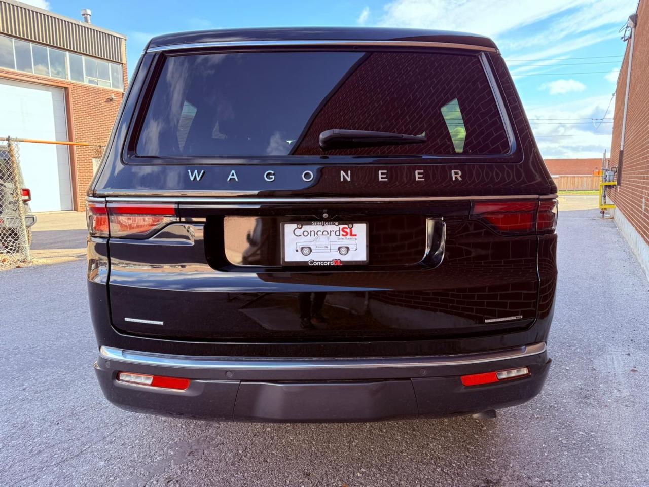 2022 Jeep Wagoneer Series III Photo