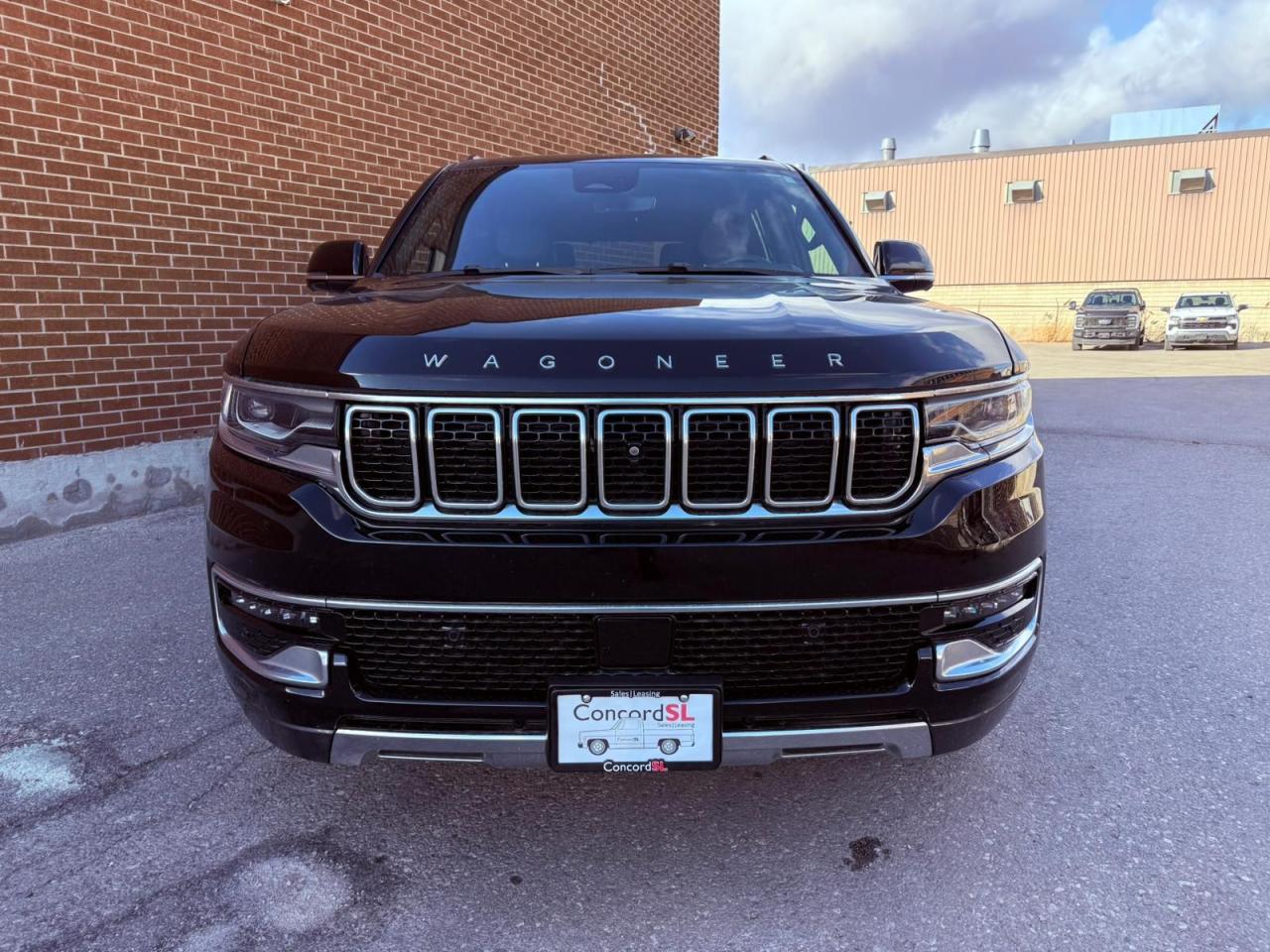 2022 Jeep Wagoneer Series III Photo2