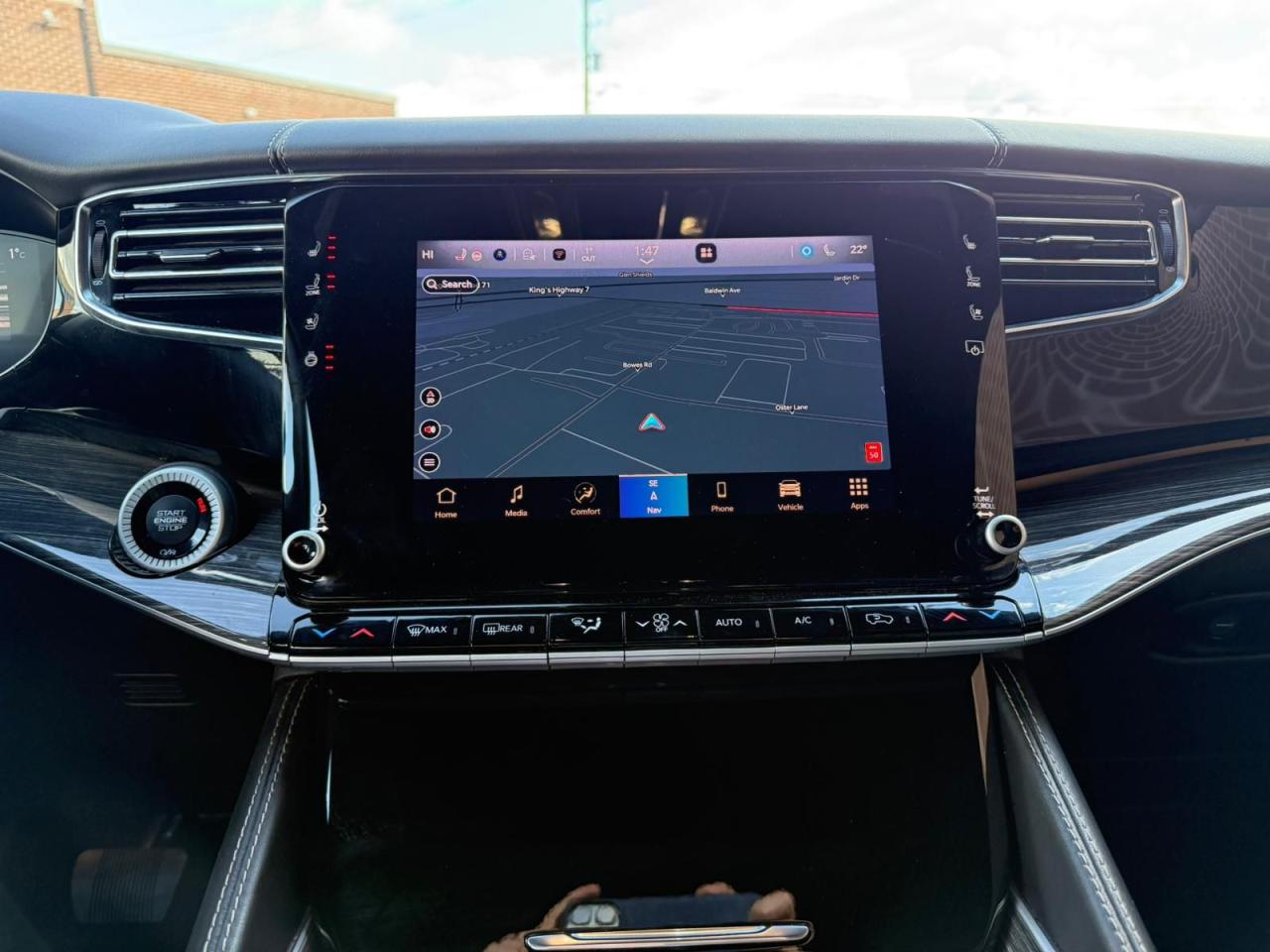 2022 Jeep Wagoneer Series III Photo