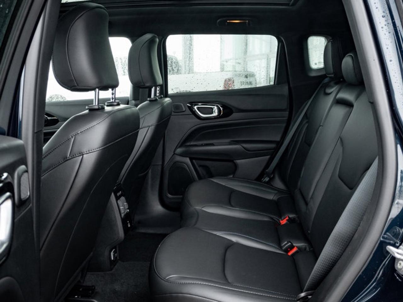 2026 Jeep Compass LIMITED Photo