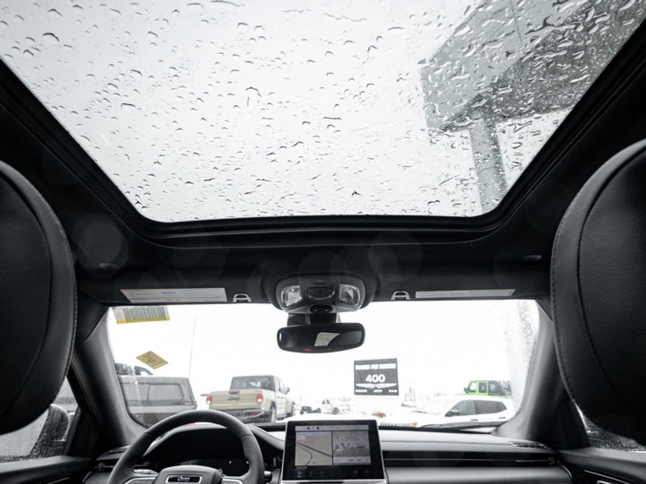 2026 Jeep Compass LIMITED Photo