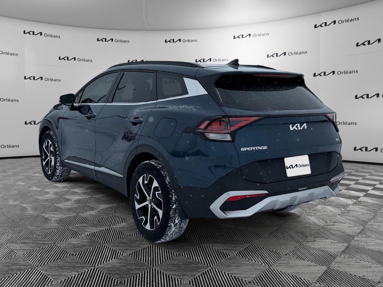 2023 Kia Sportage EX AWD Photo4