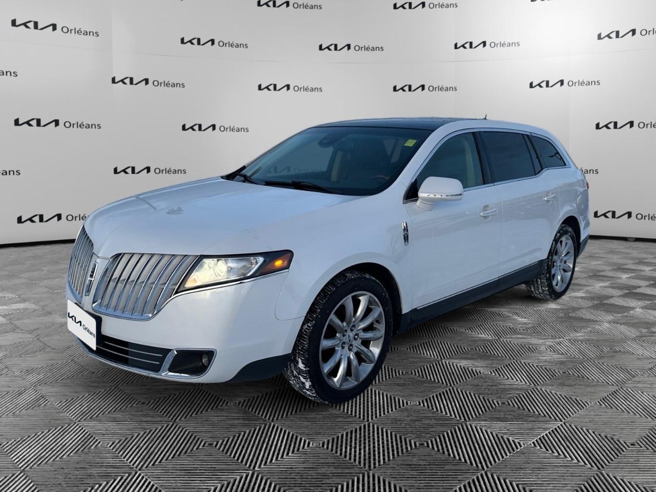 2010 Lincoln MKT 4dr Wgn 3.7L AWD Photo0