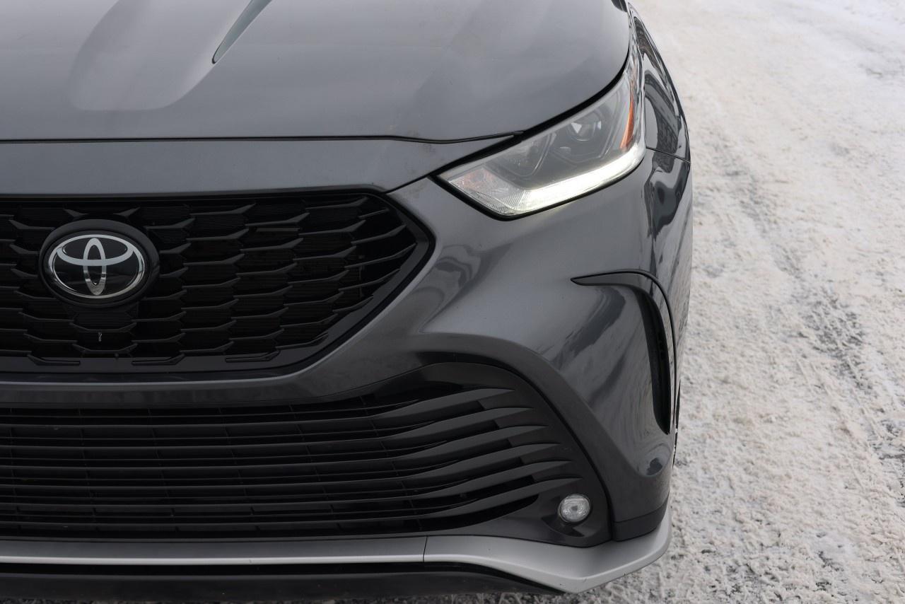 2022 Toyota Highlander XSE AWD Photo
