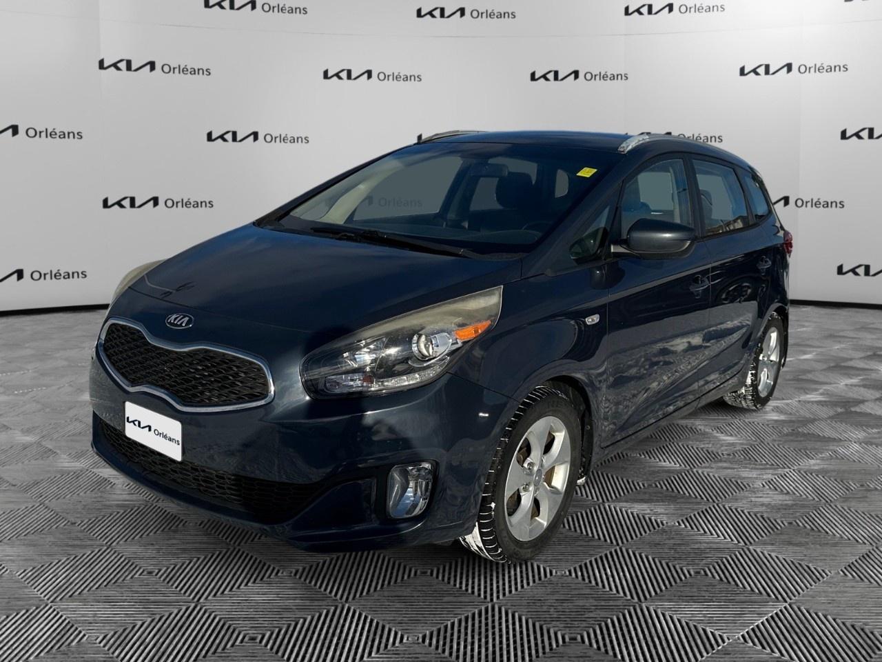 Used 2014 Kia Rondo  for sale in Orleans, ON