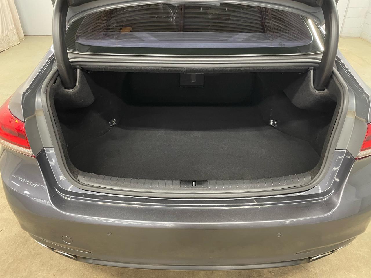 2015 Hyundai Genesis V8 425HP AWD RARE Photo25