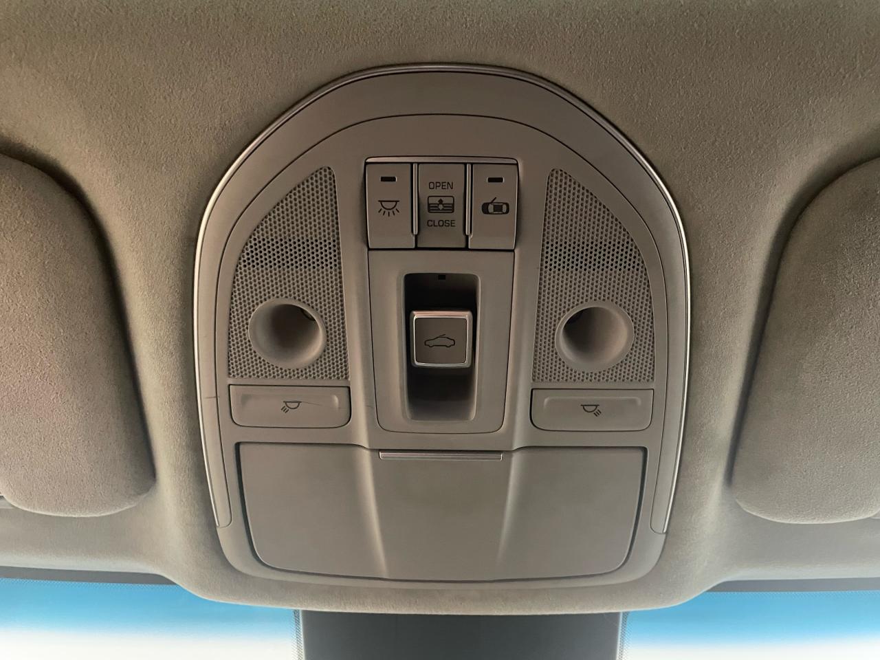 2015 Hyundai Genesis 5.0 Ultimate | V8 | 420HP | AWD | RARE Photo