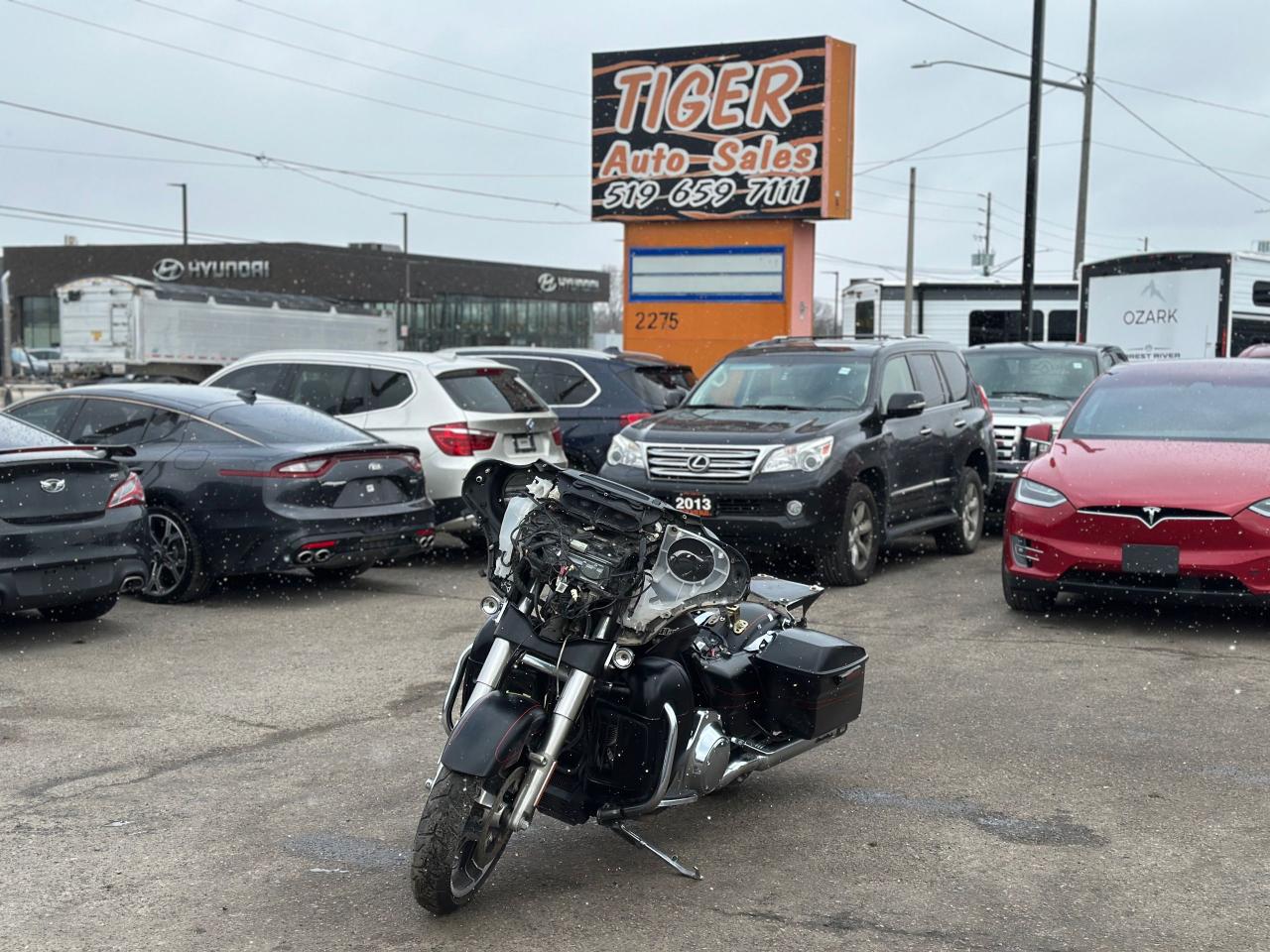 2015 Harley-Davidson Street Glide  - Photo #1