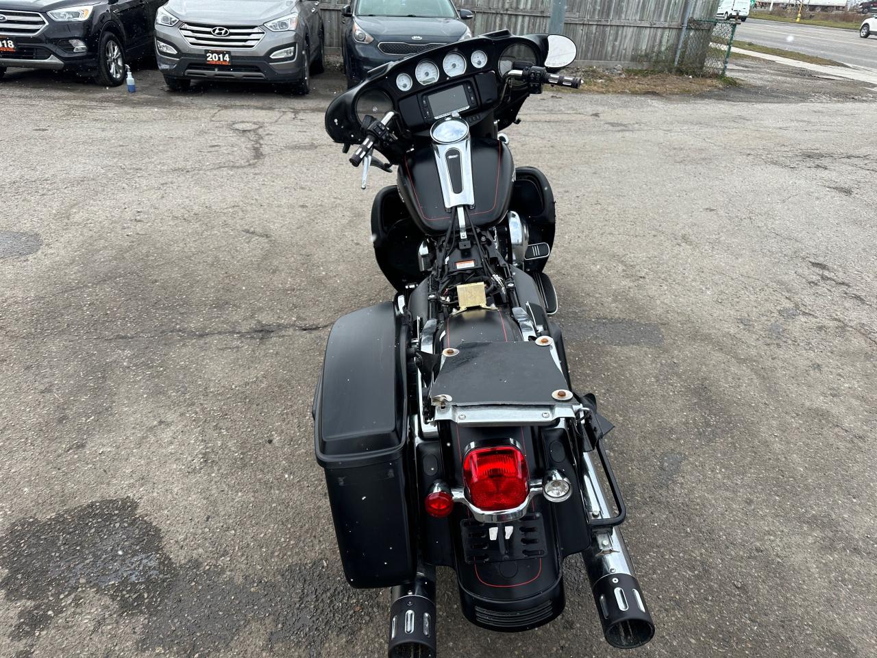 2015 Harley-Davidson Street Glide  - Photo #4