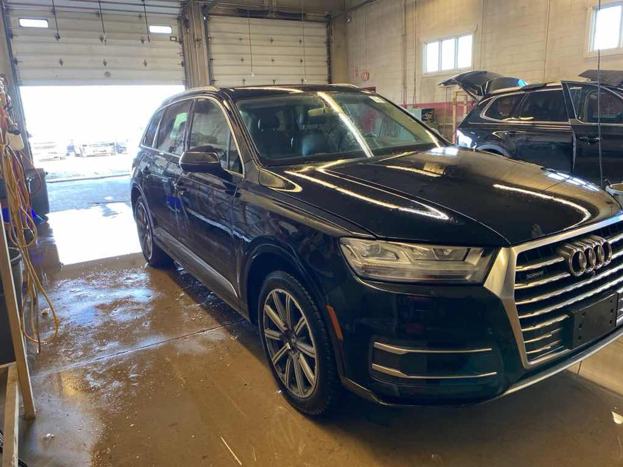 2017 Audi Q7 Technik Photo