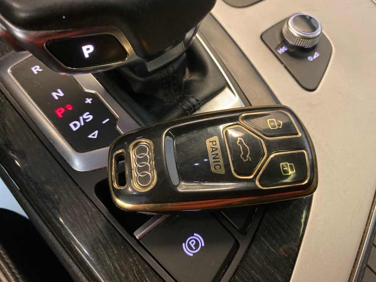 2017 Audi Q7 Technik Photo