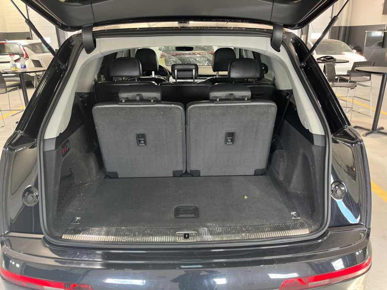 2017 Audi Q7 Technik Photo