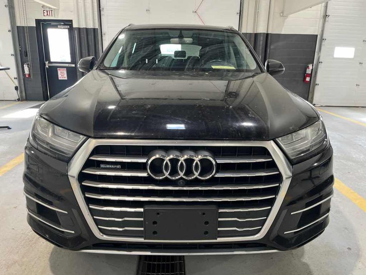 2017 Audi Q7 Technik Photo