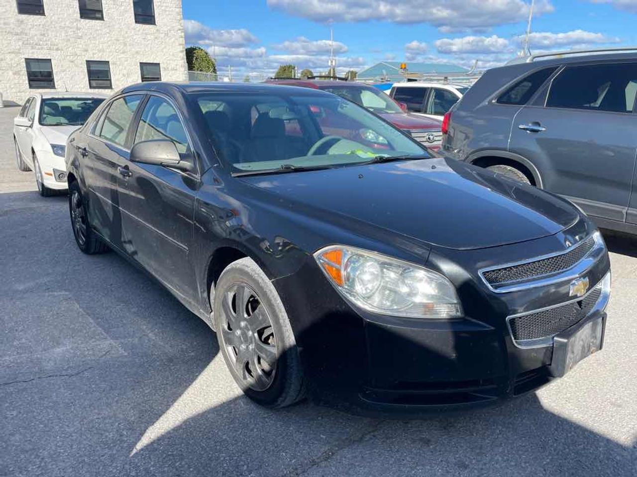 2011 Chevrolet Malibu LS Photo