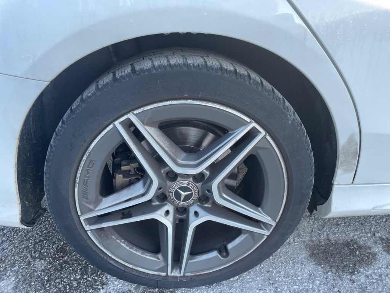 2019 Mercedes-Benz C-Class 300 4MATIC Photo
