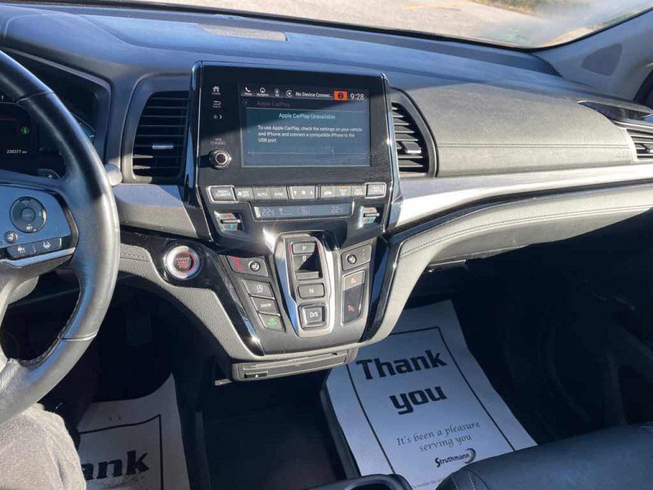 2022 Honda Odyssey EXL - Photo #10