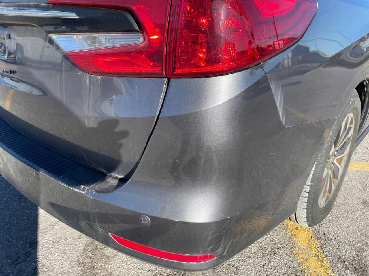 2022 Honda Odyssey EXL - Photo #33