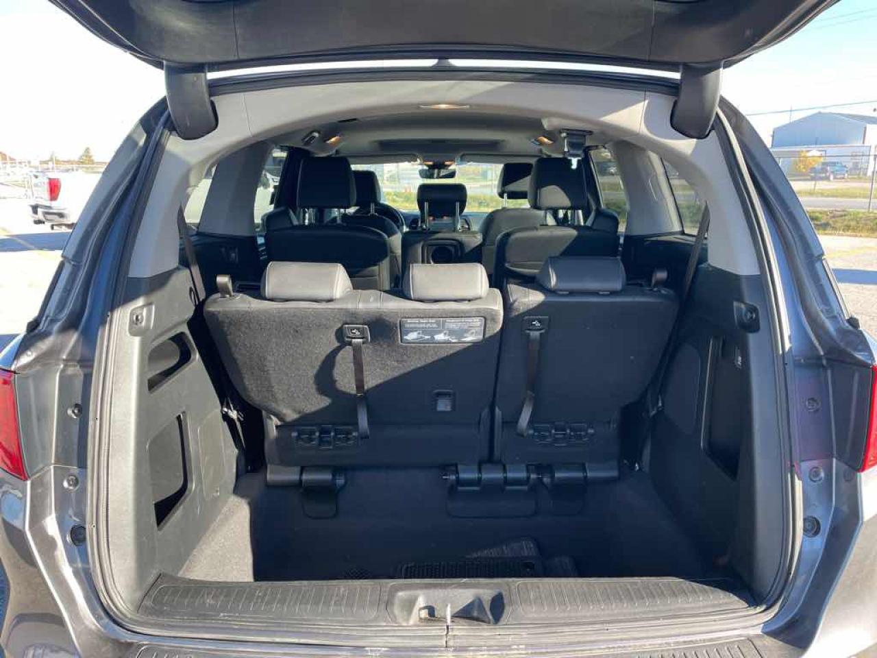 2022 Honda Odyssey EXL - Photo #34