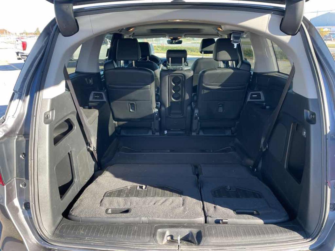 2022 Honda Odyssey EXL - Photo #35