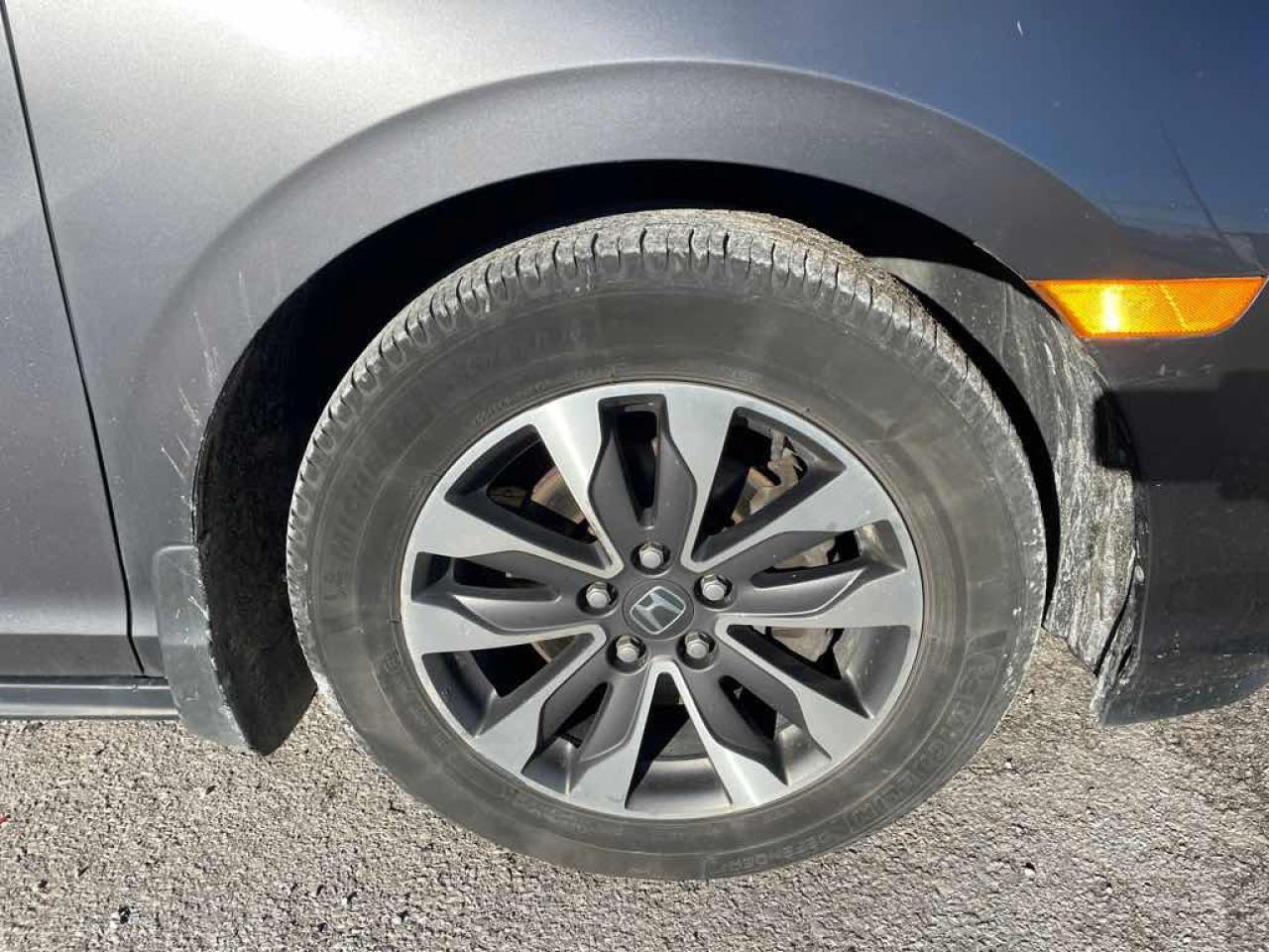 2022 Honda Odyssey EXL - Photo #40