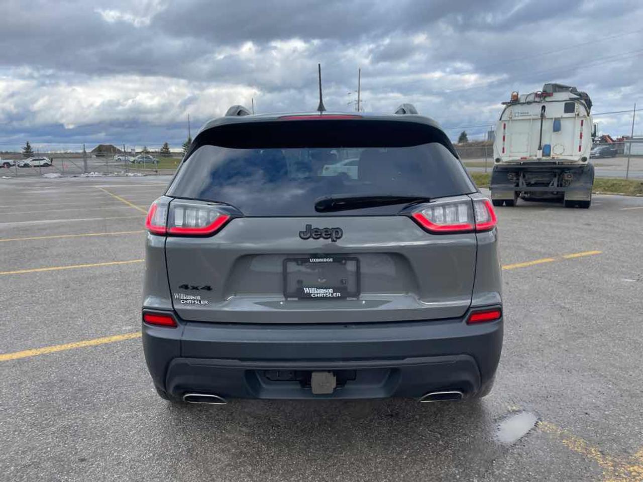 2022 Jeep Cherokee Latitude Photo4