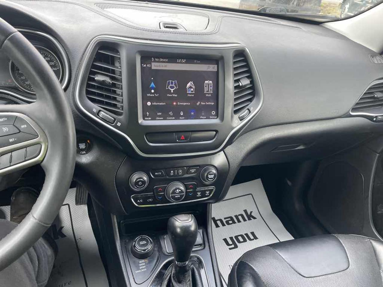 2022 Jeep Cherokee Latitude Photo