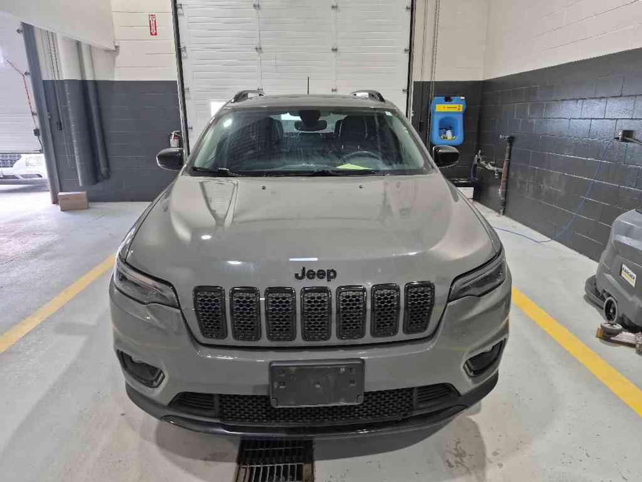 2022 Jeep Cherokee Latitude Photo