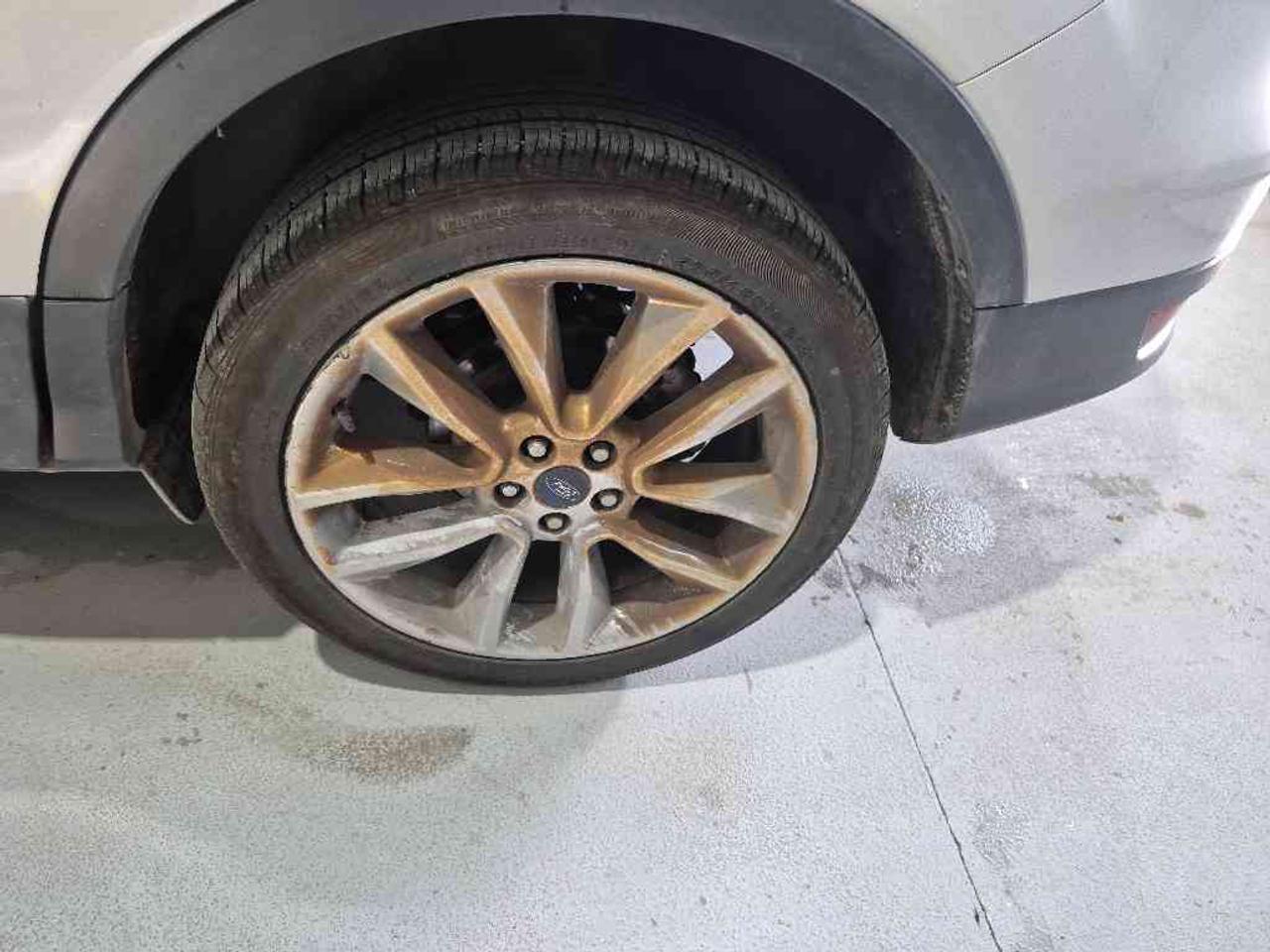 2015 Ford Escape SE Photo